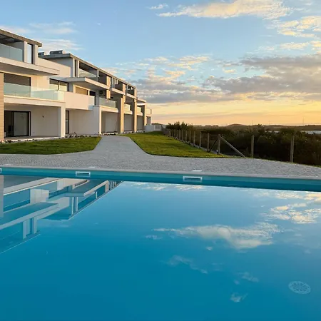 Vale Atlantico - By Sch - E Назаре